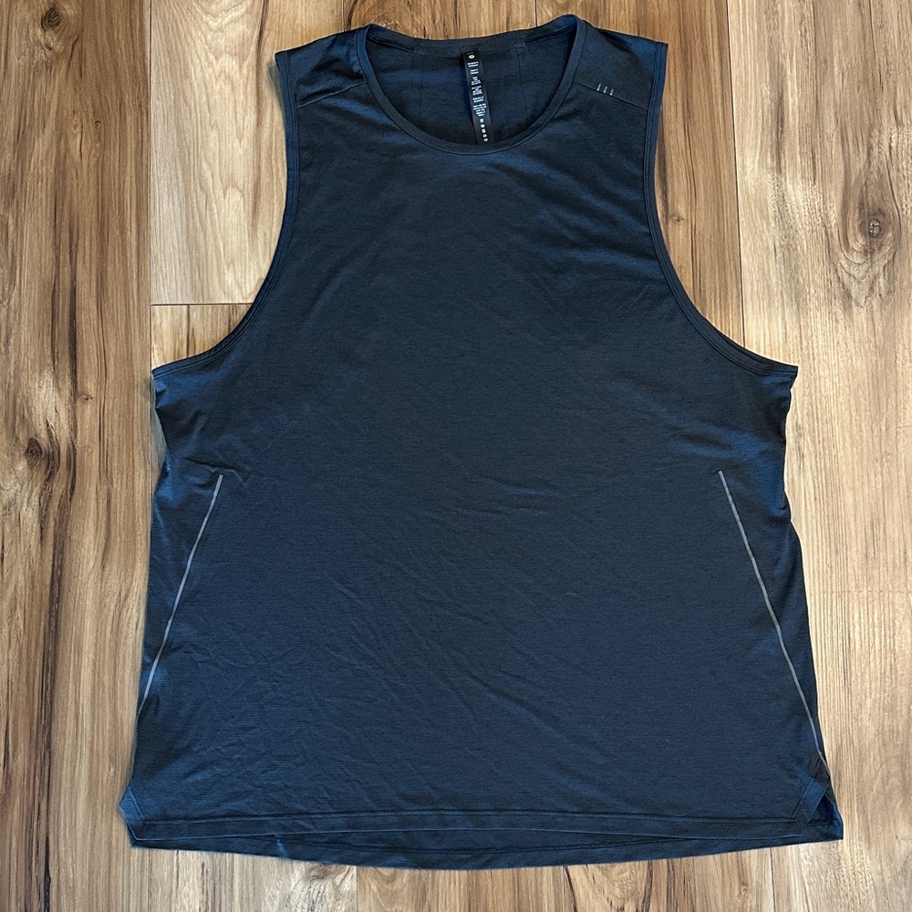 lululemon athletica XXL Men's black muscle  Tank Top